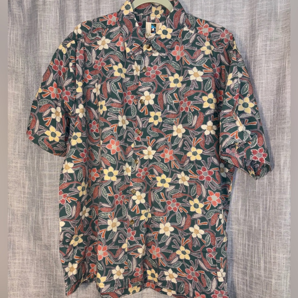 Kahala Hawaiian Shirt